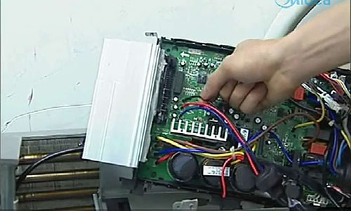 仁化美的空调电话是多少